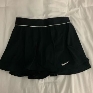 Nike Women’s Dri Fit Tennis Skirt